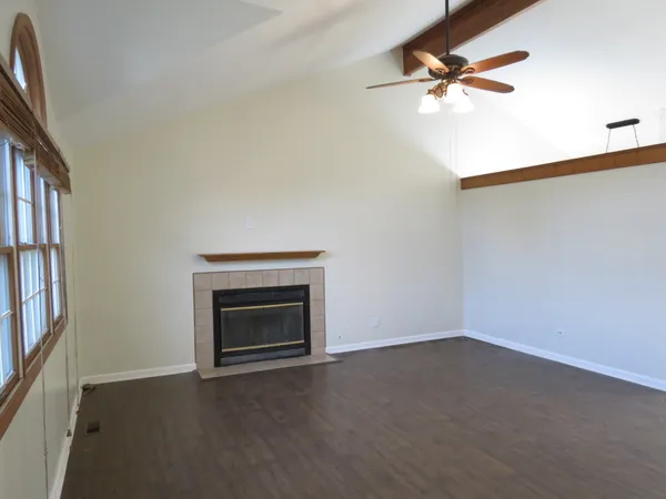 $244,000 | 274 East 34th Street, Steger, IL 60475