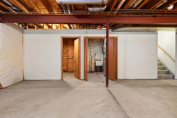 $397,900 | 16139 Seneca Lake Circle, Crest Hill, IL 60403