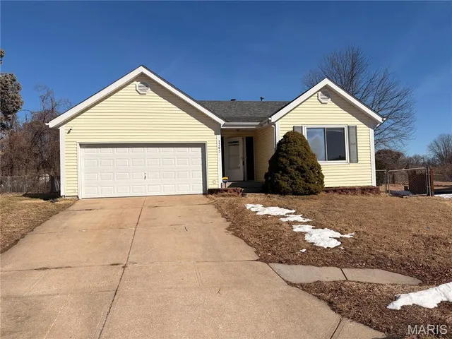 $240,000 | 1203 Advance Drive, Florissant, MO 63031
