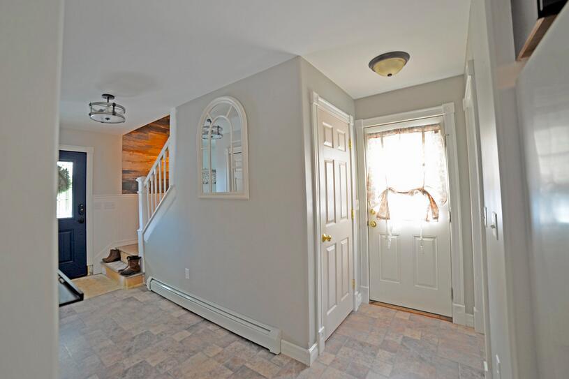 214 Roux Road Lyman, ME 04002 - Photo 6 of 27 Entry way