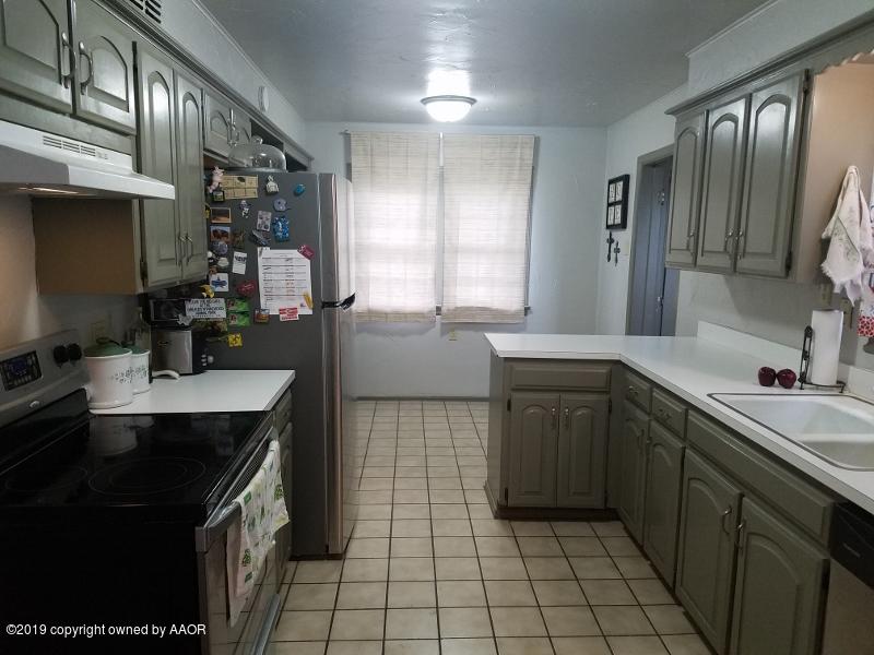 721 South Colgate Street Perryton, TX 79070 - Photo 8 of 26 pic 9 (800x600)