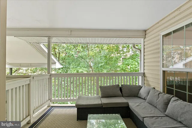 $362,000 | 1517 Lincoln Way, Unit 304A, McLean, VA 22102