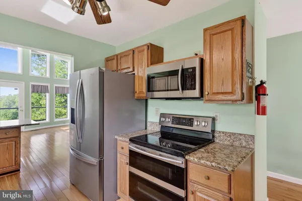 $650,000 | 334 Tomahawk Lane, Edinburg, VA 22824
