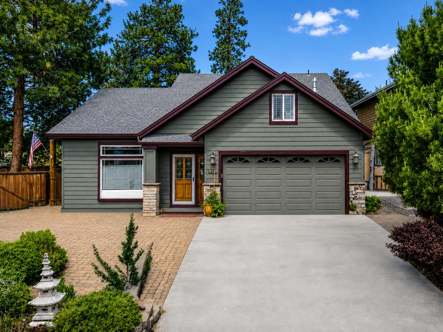 1652 Northeast Redrose Court Bend, OR 97701 - Photo 1 of 20 House