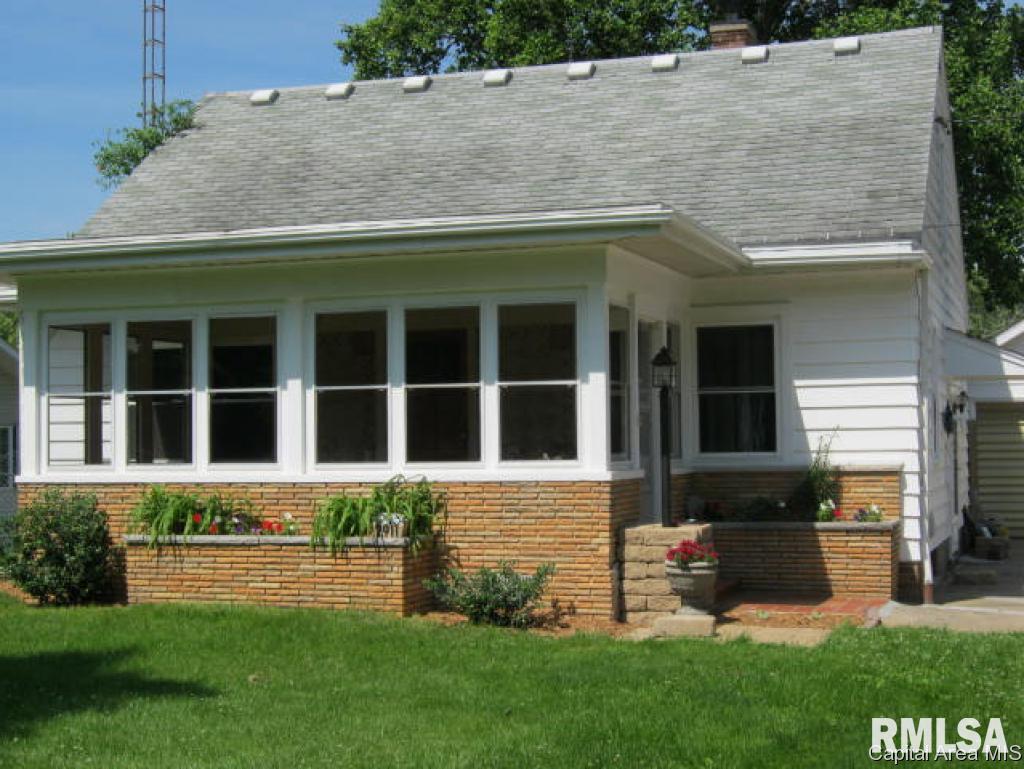 2911 West Street Springfield, IL 62707 - Photo 1 of 25
