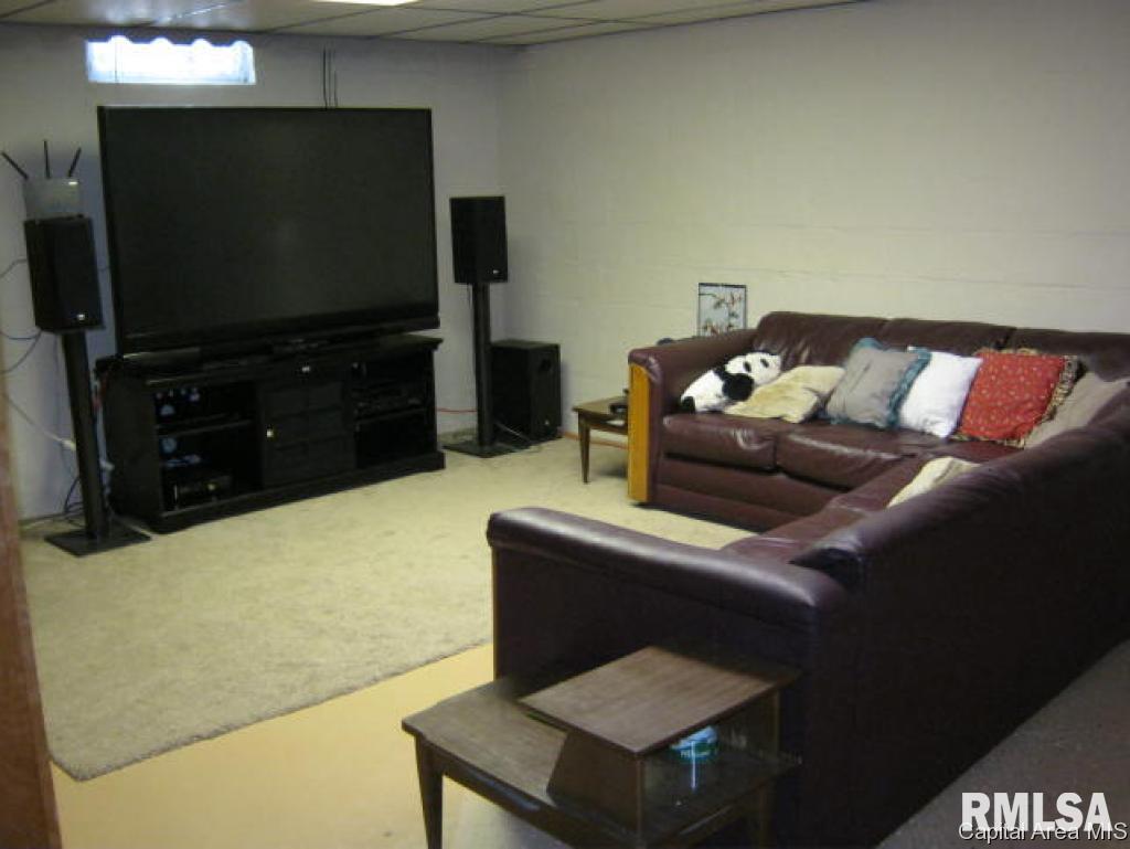 2911 West Street Springfield, IL 62707 - Photo 21 of 25