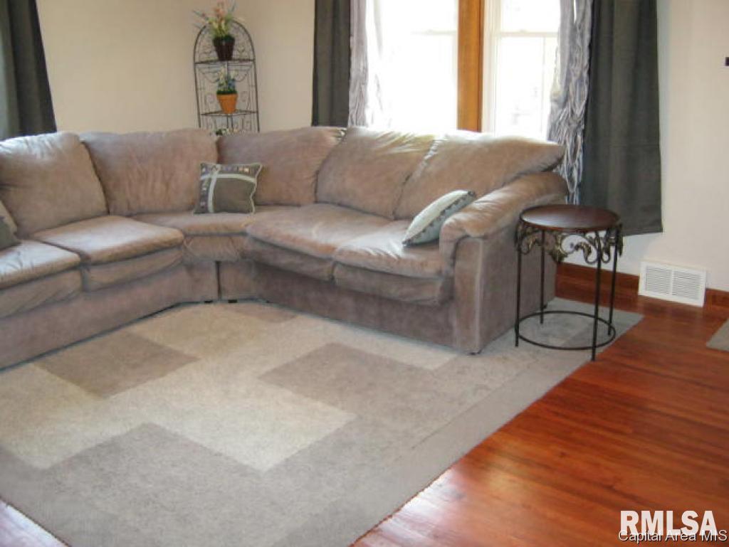 2911 West Street Springfield, IL 62707 - Photo 6 of 25