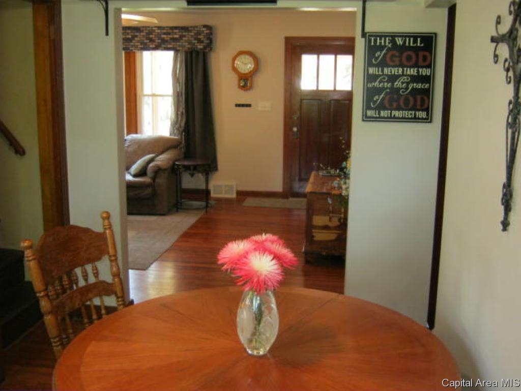 2911 West Street Springfield, IL 62707 - Photo 7 of 25