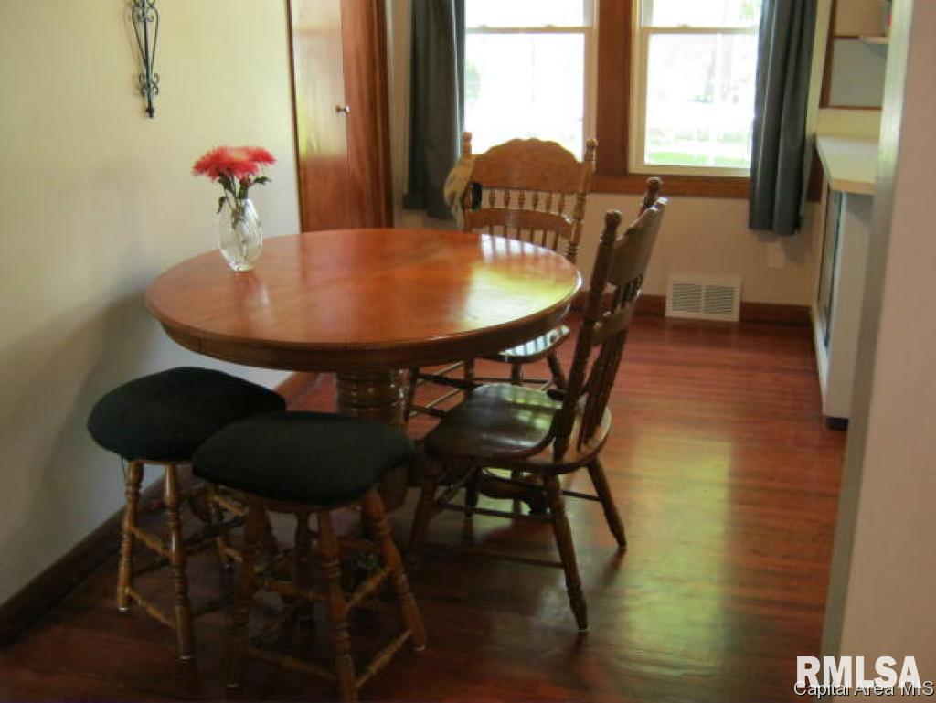 2911 West Street Springfield, IL 62707 - Photo 8 of 25