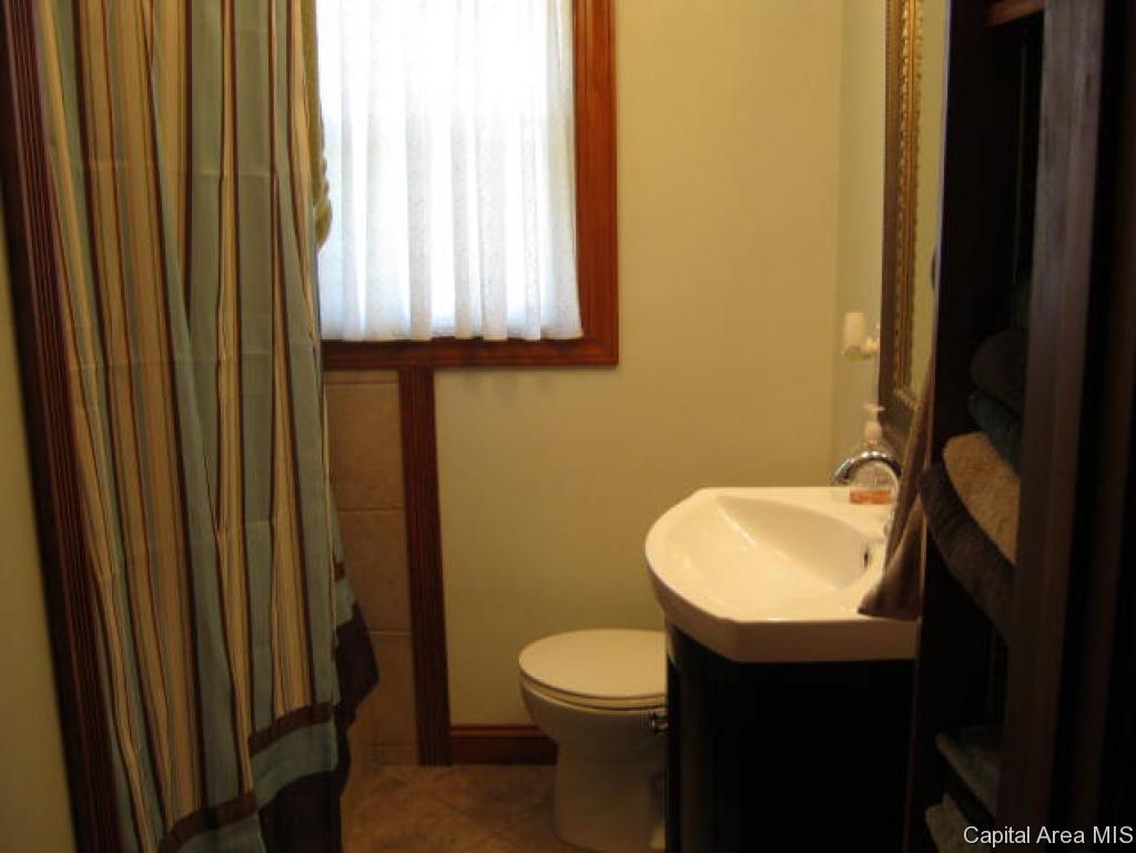2911 West Street Springfield, IL 62707 - Photo 10 of 25