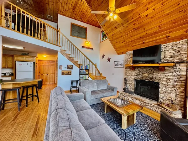 $439,000 | 50 Lake Drive, Murphy, NC 28906