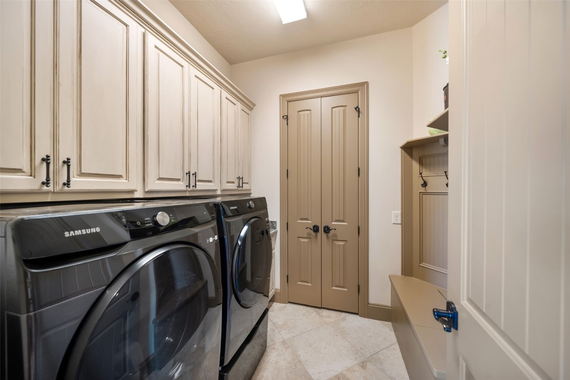 40 Stewart Road New Waverly, TX 77358 - Photo 21 of 50 a utility room with dryer and washer