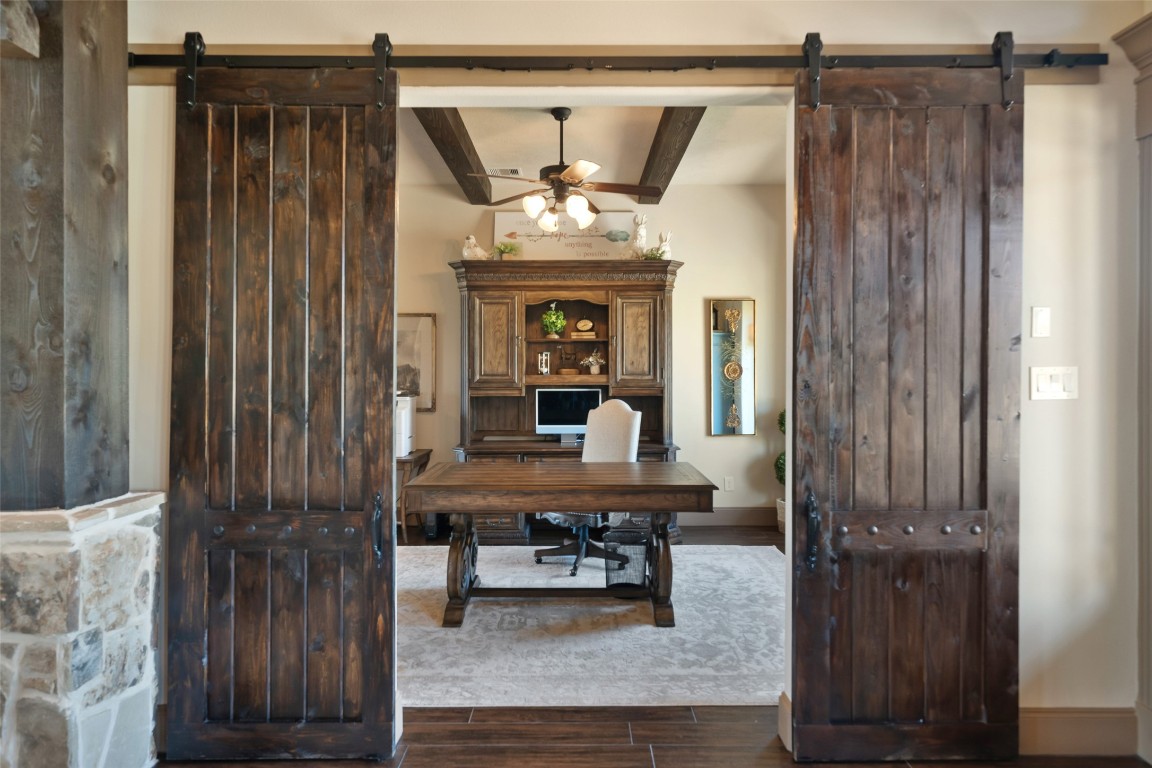 40 Stewart Road New Waverly, TX 77358 - Photo 7 of 50 a view of a hallway with seating area
