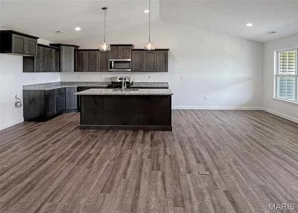 $353,000 | 26 Sonata Lane, Troy, IL 62294