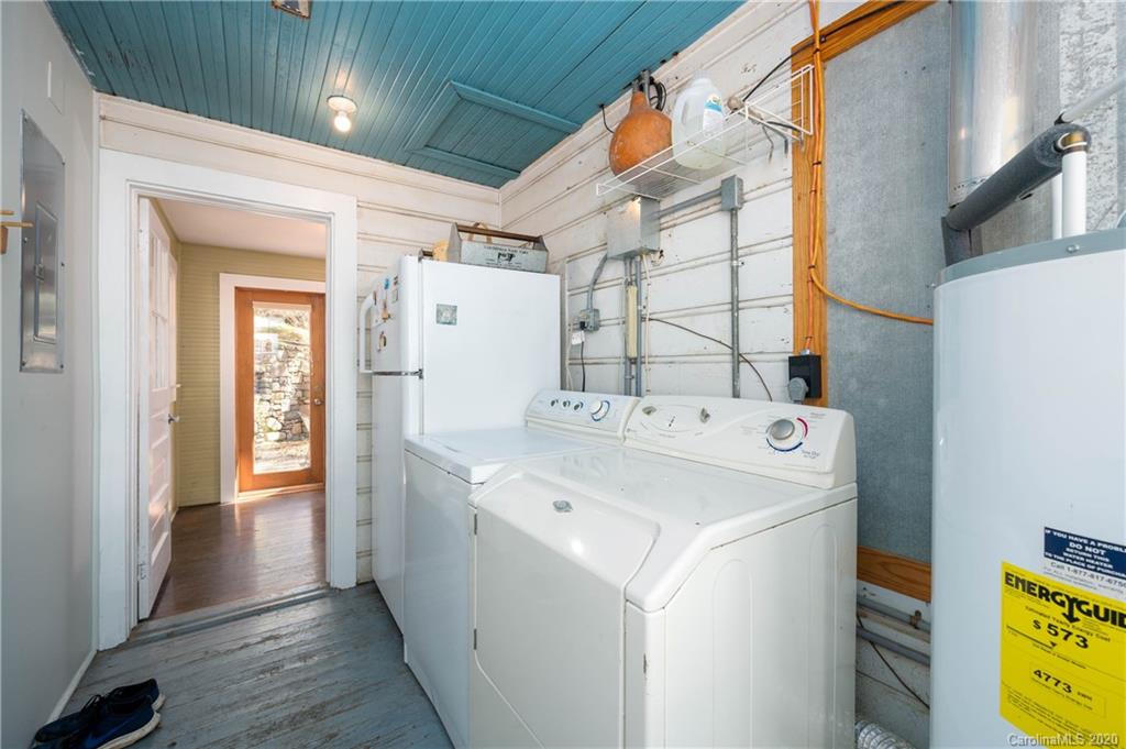 590 Barnard Road Marshall, NC 28753 - Photo 20 of 43 Gallery Image 20