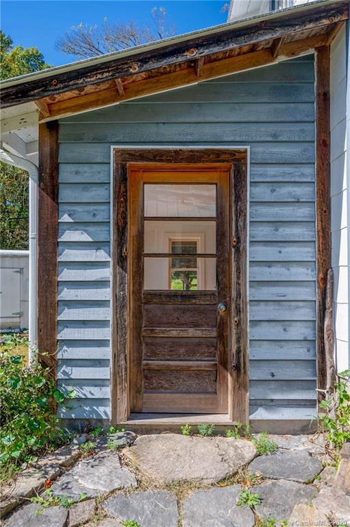 590 Barnard Road Marshall, NC 28753 - Photo 30 of 43 Gallery Image 30