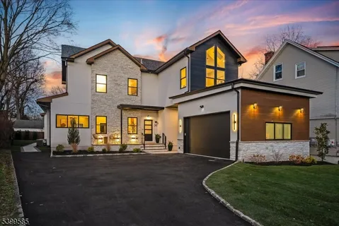 $2,200,000 | 36 James Street, Montclair, NJ 07042