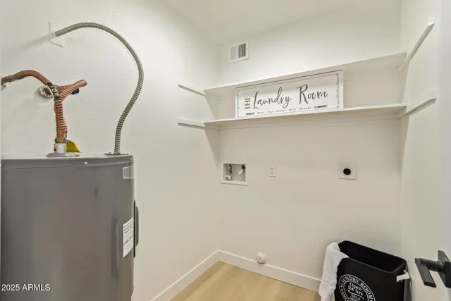 $288,999 | 2440 West Rue De Lamour Avenue, Phoenix, AZ 85029