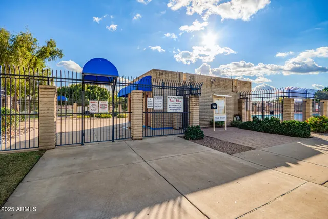 $288,999 | 2440 West Rue De Lamour Avenue, Phoenix, AZ 85029