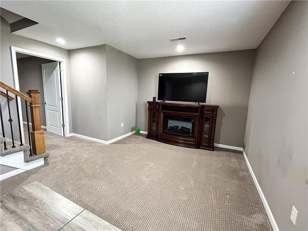 804 Cherokee Court Paola, KS 66071 - Photo 37 of 47