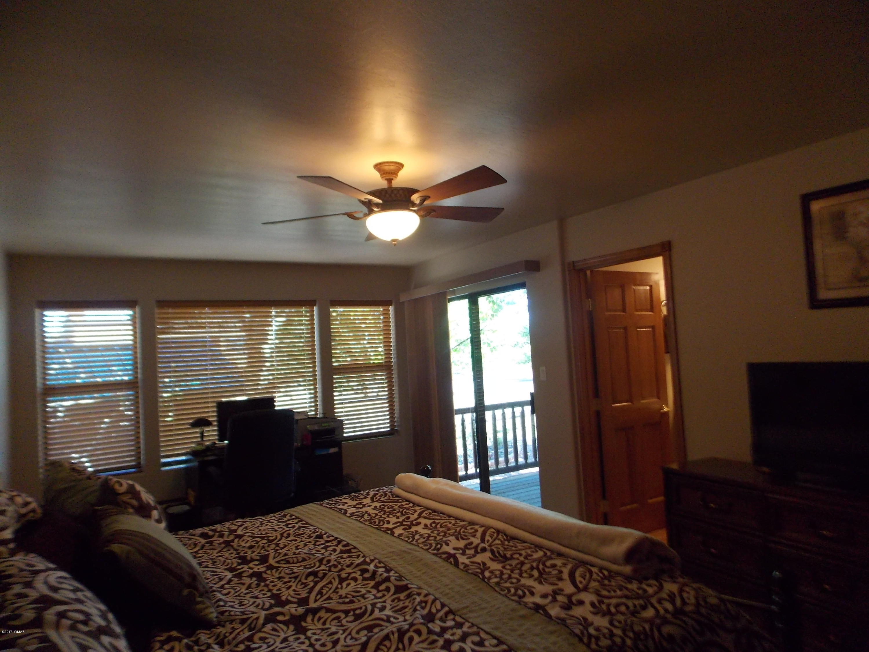 2350 Buffalo Loop Overgaard, AZ 85933 - Photo 21 of 30 Gallery Image 21