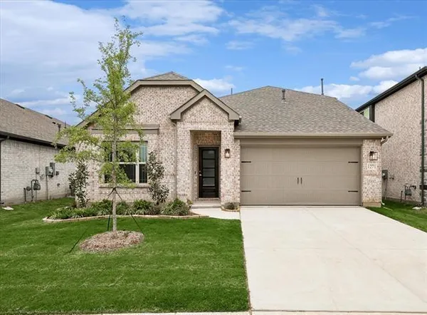 $2,600 | 1271 Mill Place, Aubrey, TX 76227