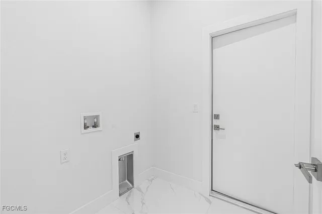 a view of a room with an empty space