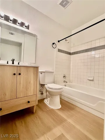 $1,195 | 2120 Ramrod Avenue, Unit 613, Henderson, NV 89014