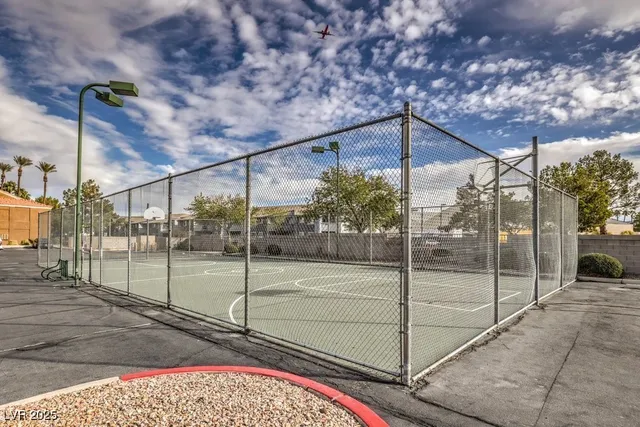 $1,195 | 2120 Ramrod Avenue, Unit 613, Henderson, NV 89014