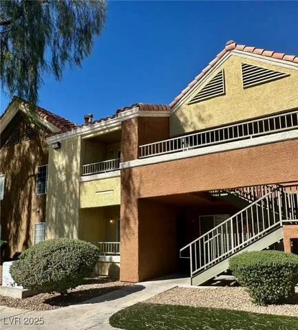 $1,195 | 2120 Ramrod Avenue, Unit 613, Henderson, NV 89014