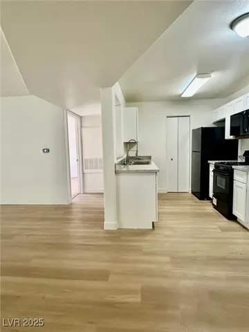 $1,195 | 2120 Ramrod Avenue, Unit 613, Henderson, NV 89014