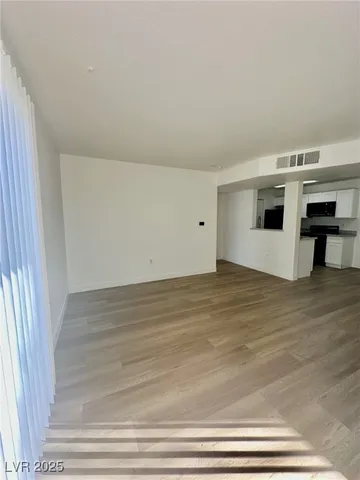 $1,195 | 2120 Ramrod Avenue, Unit 613, Henderson, NV 89014