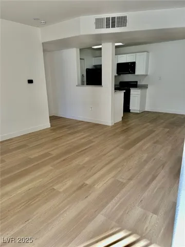 $1,195 | 2120 Ramrod Avenue, Unit 613, Henderson, NV 89014