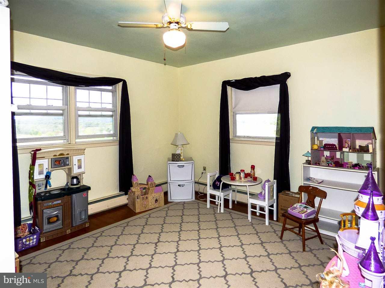 5709 Colonial Valley Road Spring Grove, PA 17362 - Photo 22 of 36