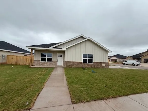 $3,195 | 7035 Glen Abbey Street, Abilene, TX 79606