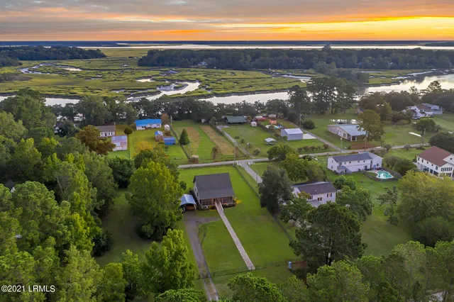 $469,000 | 189 Deloss Point Road, Ridgeland, SC 29936