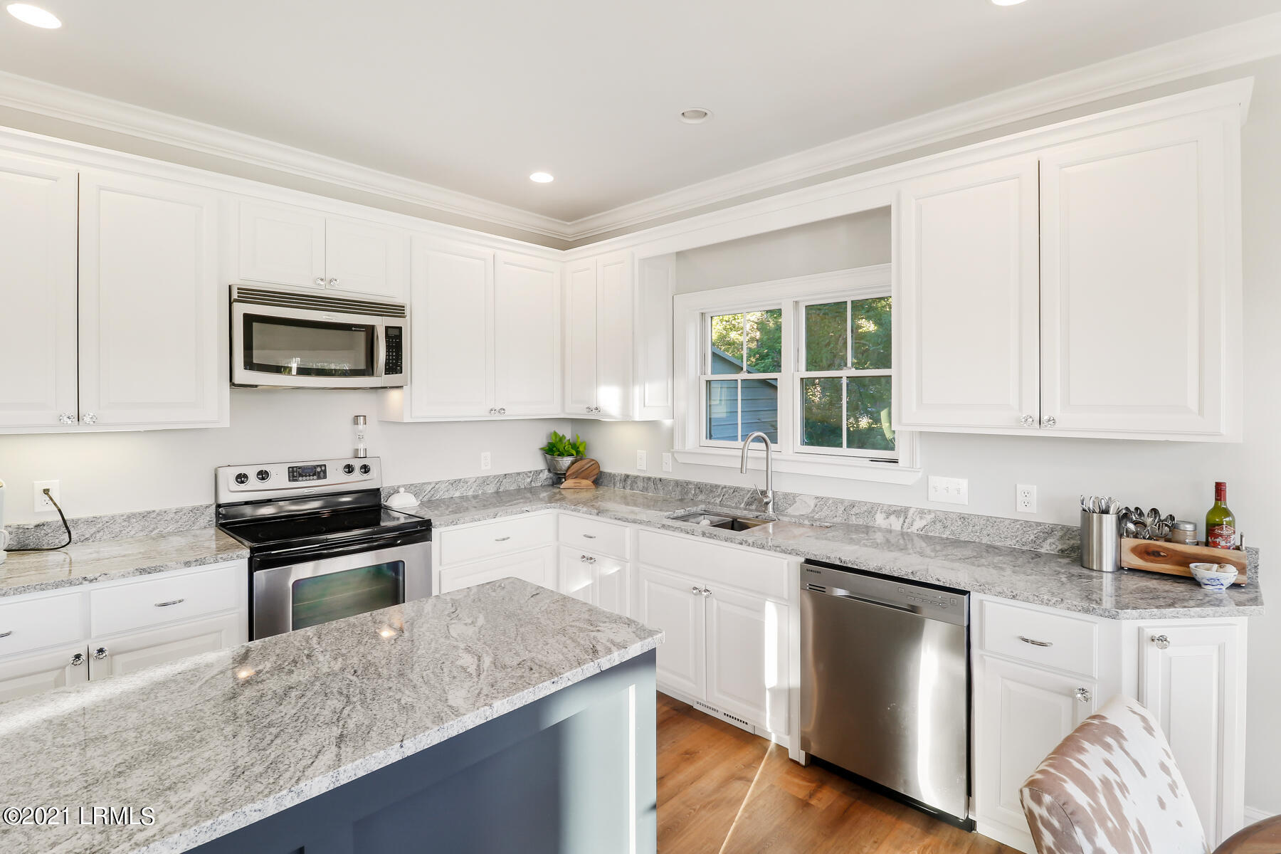 189 Deloss Point Road Ridgeland, SC 29936 - Photo 8 of 49 _11A0378