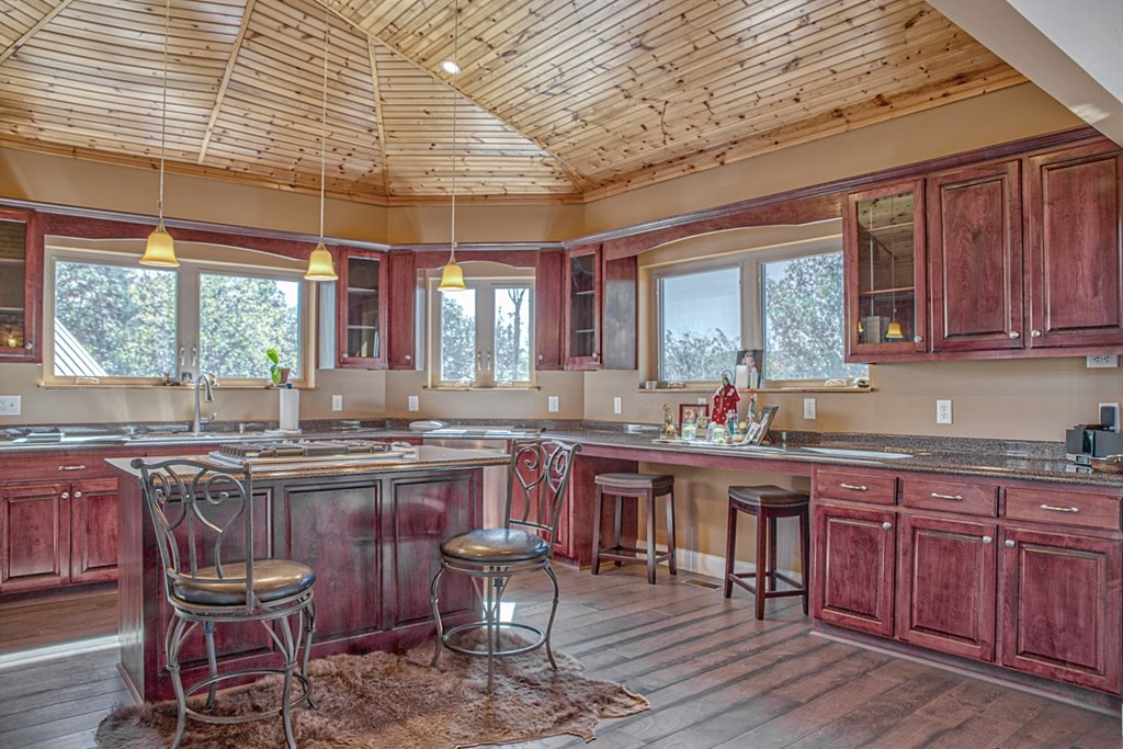 1582 Spring Fork Road Granville, TN 38564 - Photo 10 of 41