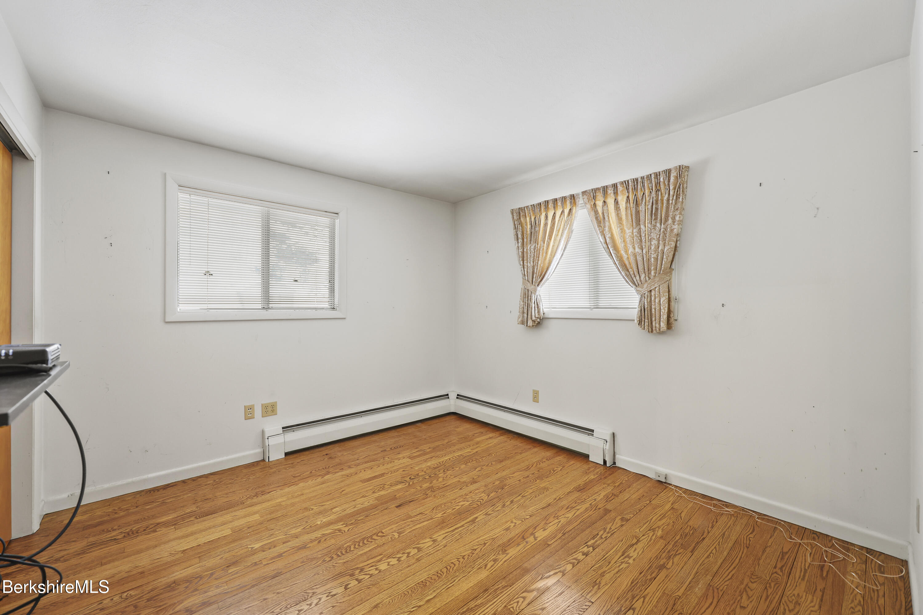 89 Delancy Avenue Pittsfield, MA 01201 - Photo 17 of 40 an empty room with a window