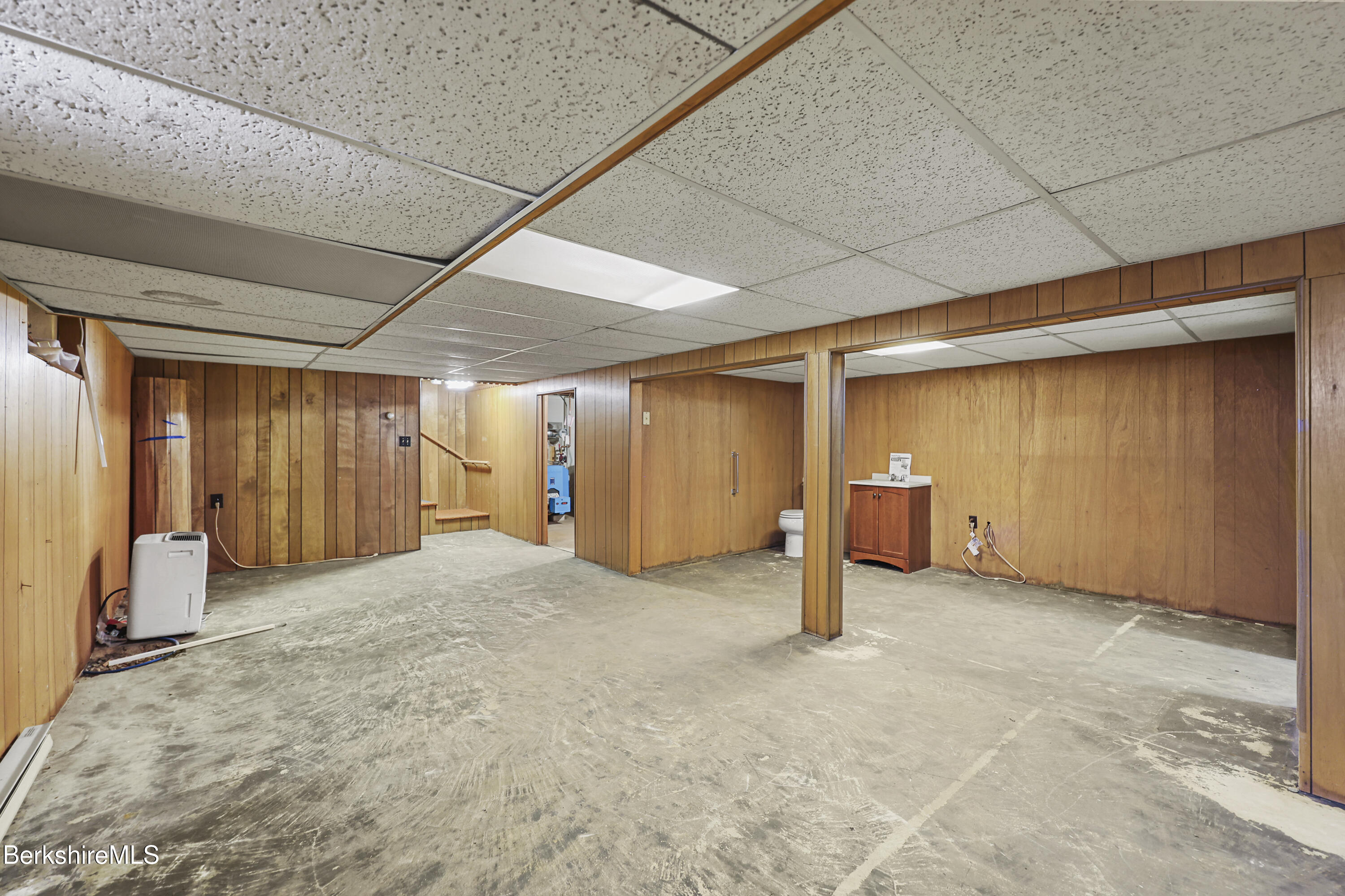 89 Delancy Avenue Pittsfield, MA 01201 - Photo 26 of 40 a view of empty room