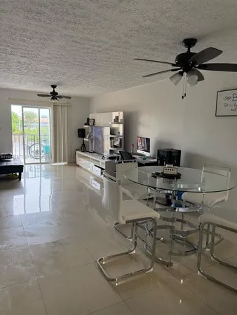 $2,150 | 6055 West 19th Avenue, Unit 311, Hialeah, FL 33012