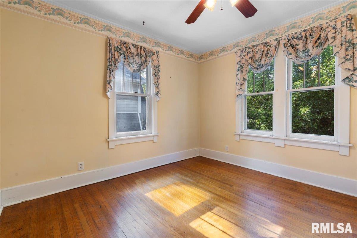 905 South Walnut Street Springfield, IL 62704 - Photo 17 of 33