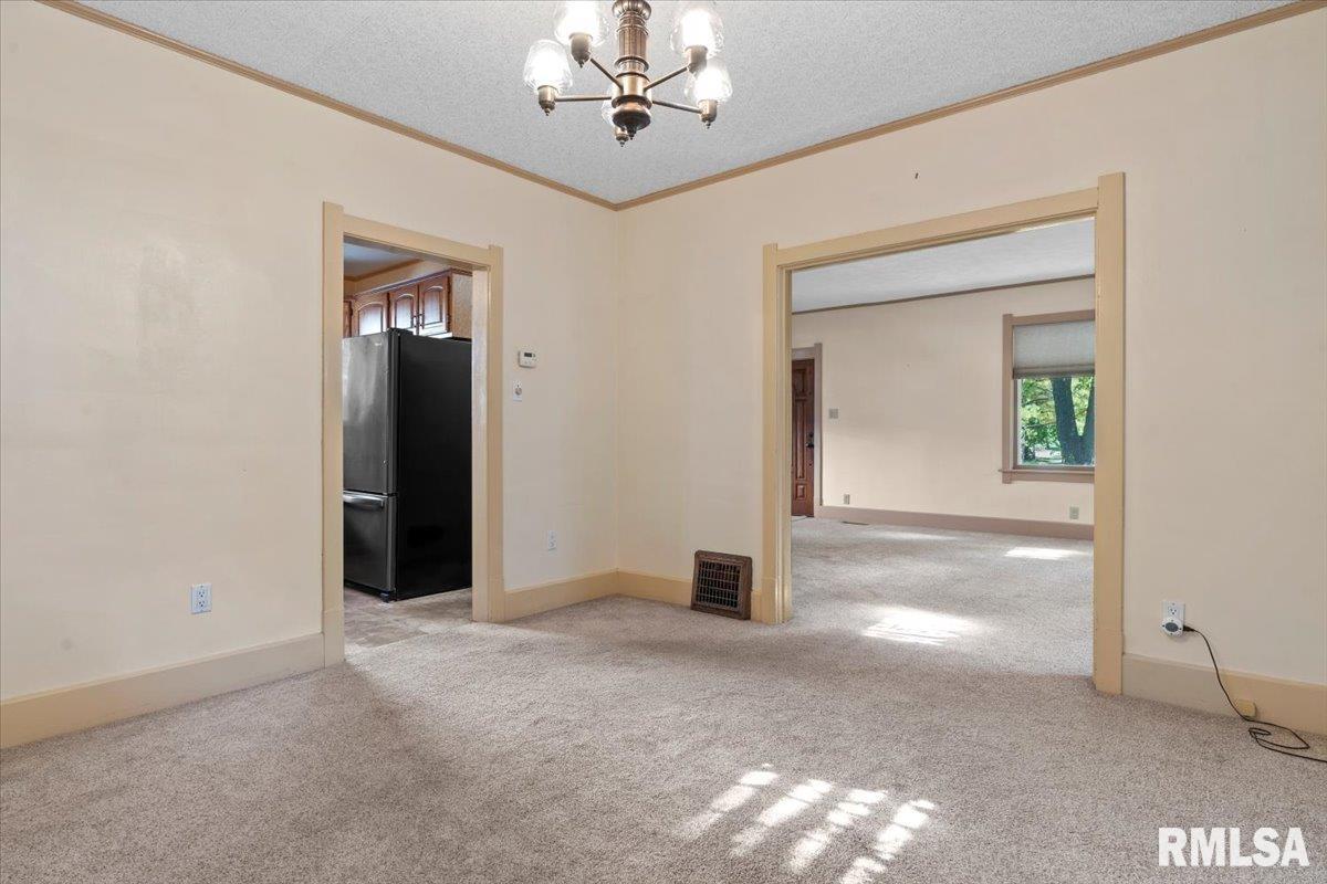 905 South Walnut Street Springfield, IL 62704 - Photo 10 of 33