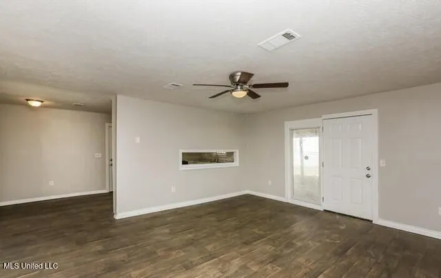 $145,000 | 1124 Woodville Drive, Jackson, MS 39212