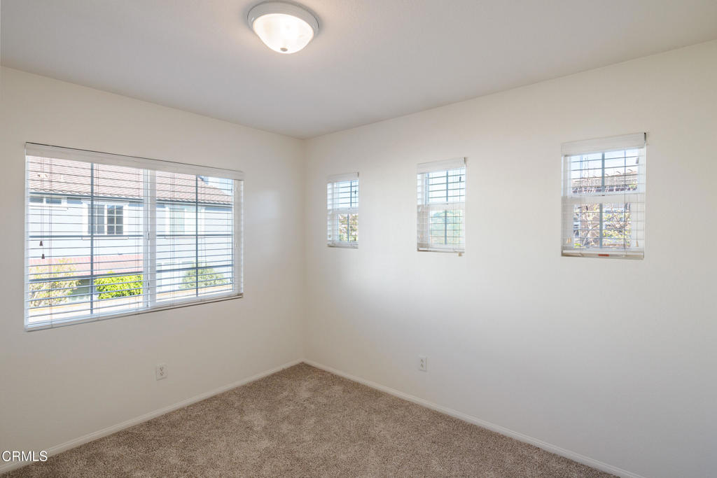 3604 Jolly Roger Way Oxnard, CA 93035 - Photo 22 of 28 3604 Jolly Roger Way-4348-HDR