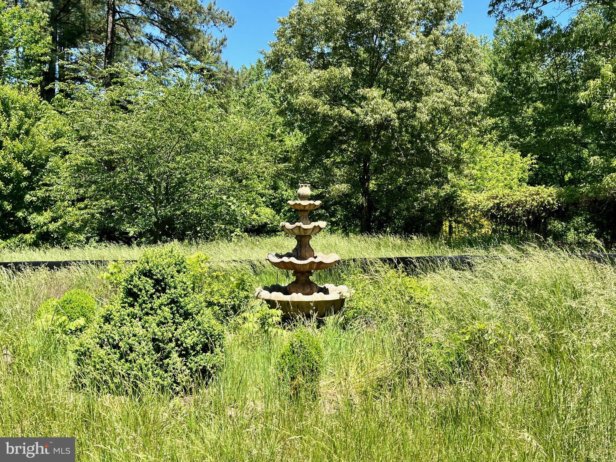 12370 Purcell Road Manassas, VA 20112 - Photo 17 of 30 Stone fountain