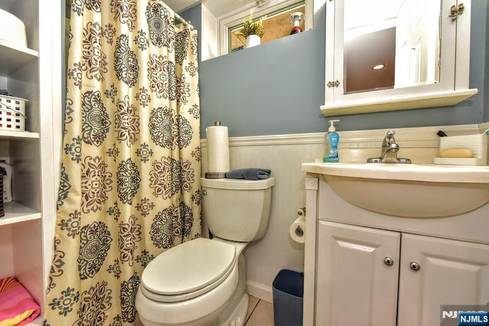 90 Grove Street Waldwick, NJ 07463 - Photo 15 of 26
