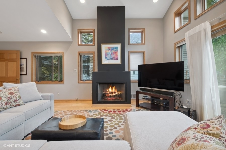 2230 Harrison Street Evanston, IL 60201 - Photo 21 of 38 Gallery Image 21