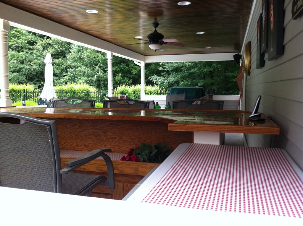 5 Parker Road Mendon, MA 01756 - Photo 25 of 28 a outdoor dining space with furniture