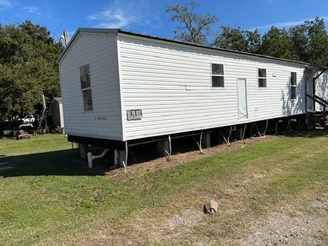 $1,000 | 135 Stephen Ballay Ln Port, Port Sulphur, LA 70083